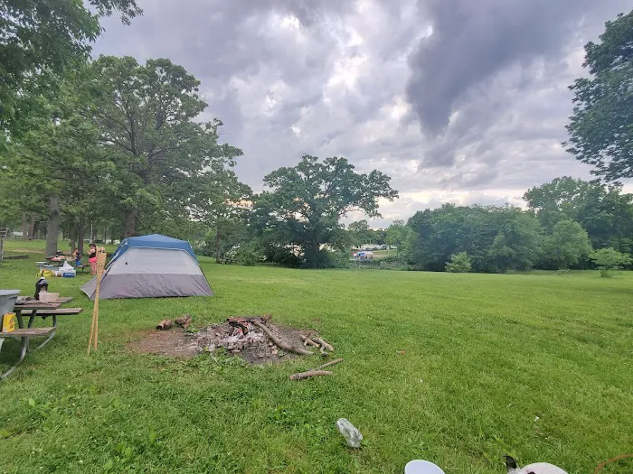 City Lake Camper and RV Camp Picture 3