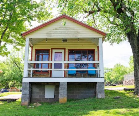 Riverview Resort - Cabin Rental #4