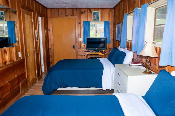Riverview Resort - Cabin Rental #5 Picture 1