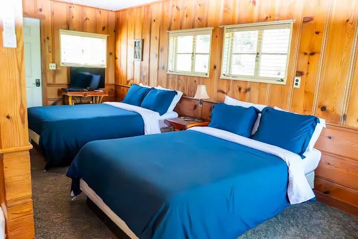 Riverview Resort - Cabin Rental #7 Picture 1