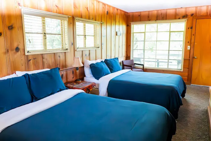 Riverview Resort - Cabin Rental #7 Picture 7
