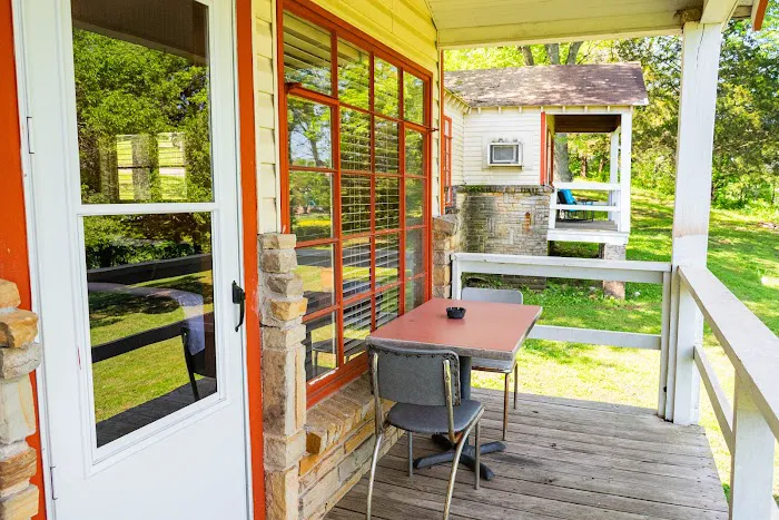 Riverview Resort - Cabin Rental #7 Picture 4