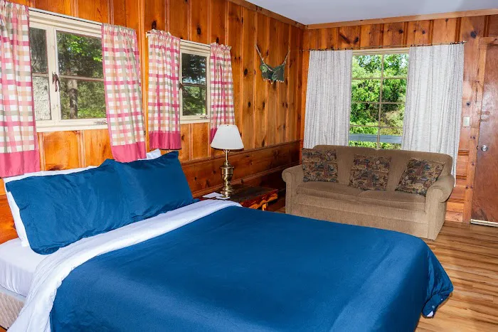 Riverview Resort - Cabin Rental #8 Picture 8