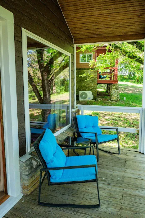 Riverview Resort - Rental Cabin #9 Picture 9