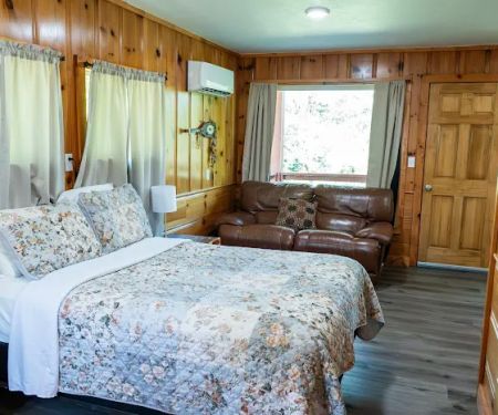Riverview Resort - Cabin Rental #10