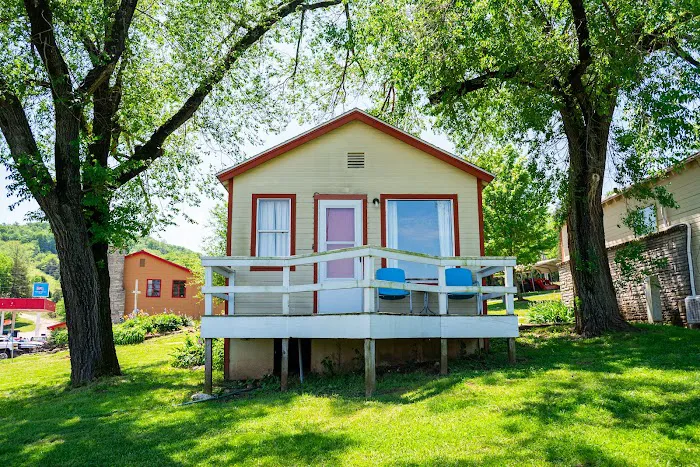 Riverview Resort - Cabin Rental #1 Picture 10