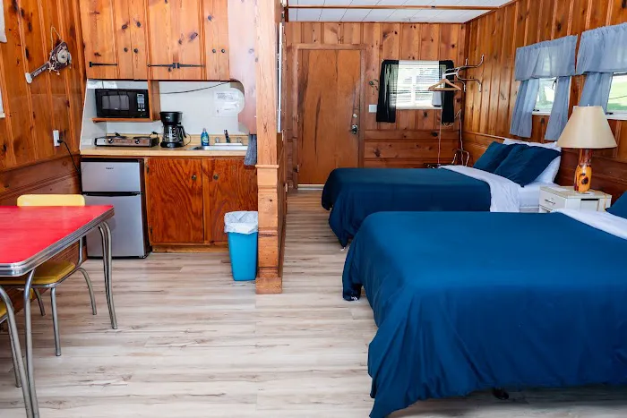 Riverview Resort - Cabin Rental #1 Picture 5