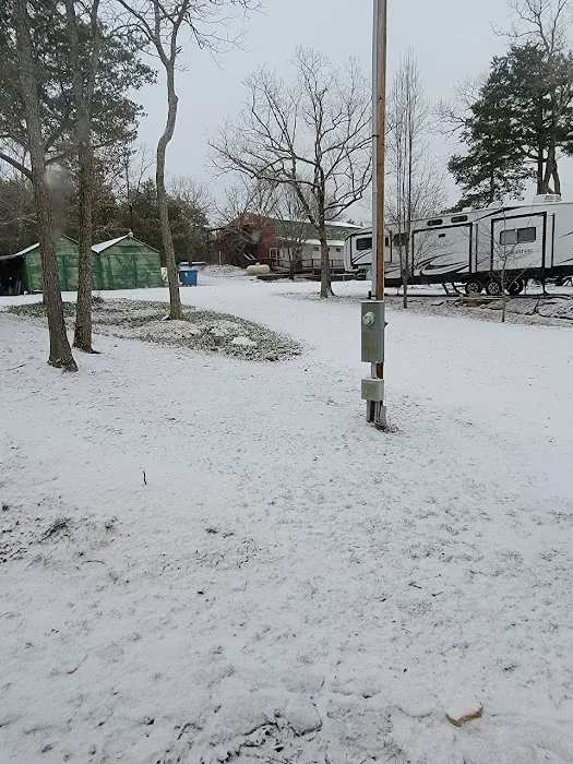 Beaver's Booty Campground Picture 3