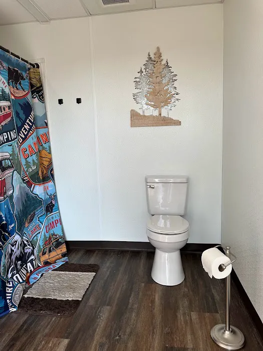 Roaring River Hills Campground and Cabins Picture 9