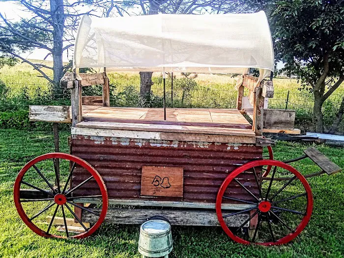 EDGE OF THE WOODS RV PARK AND CAMPGROUND Picture 4