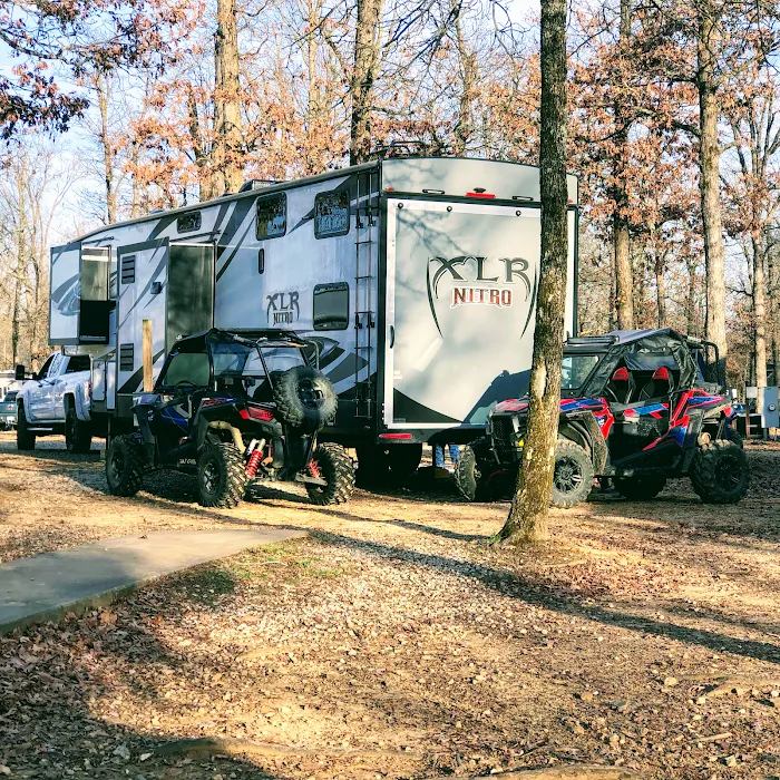 Mulberry Mountain Lodging & Events Picture 9