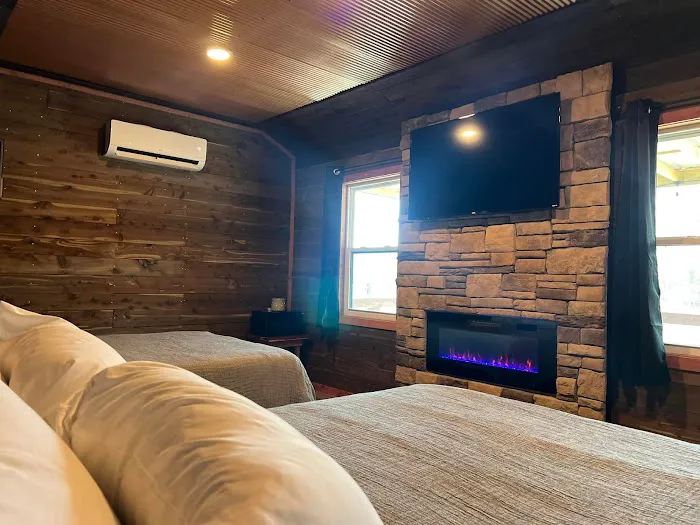 Pig Trail Lodging & RV Park Picture 1