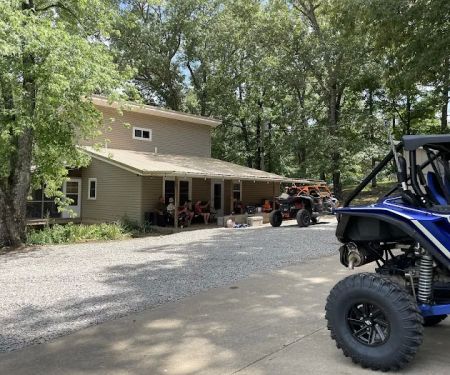 Whoop & Holler at Pig Trail Lodging