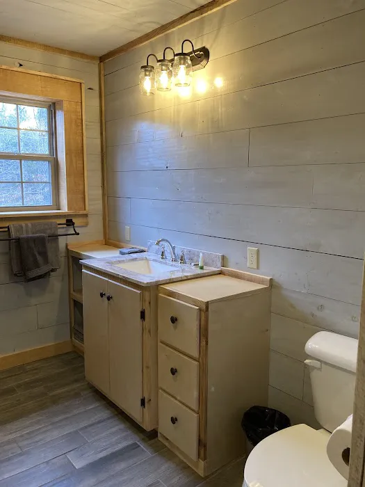 Bend Hollow Cabin Picture 1