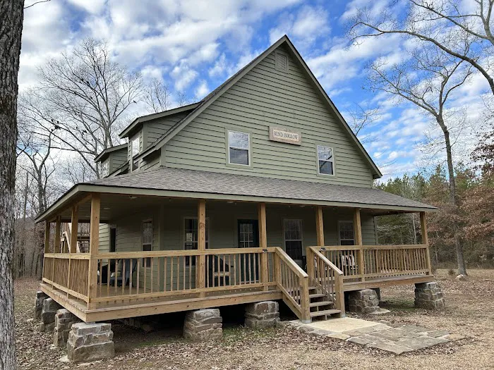 Round the Bend RV Campground Picture 2