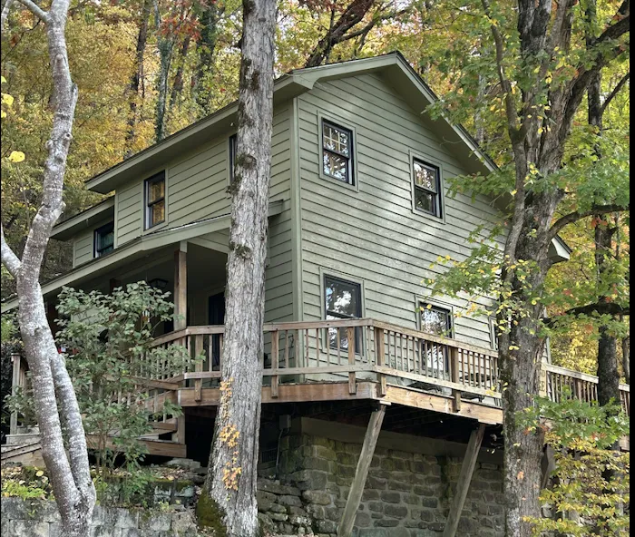 Round the Bend RV Campground Picture 10