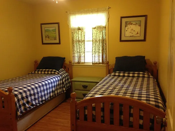 Round the Bend Cabin Picture 5