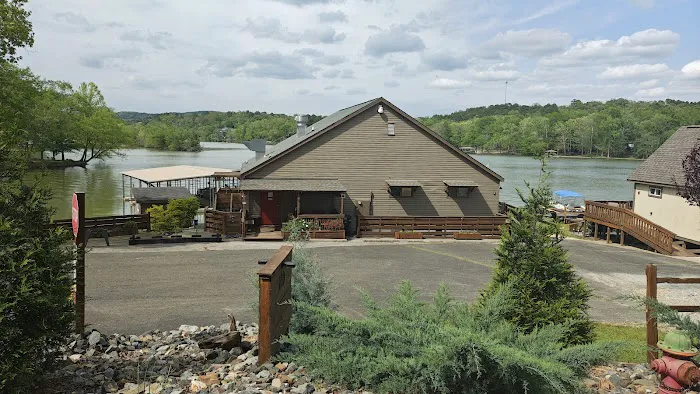 Doc's Landing Picture 2