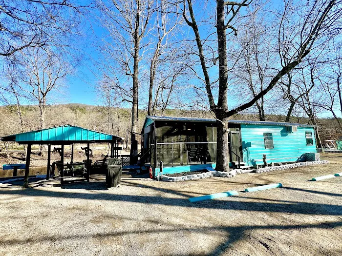 Hot Springs Glamping Picture 3