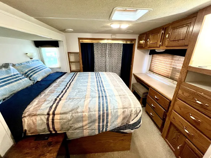 Hot Springs Glamping Picture 5