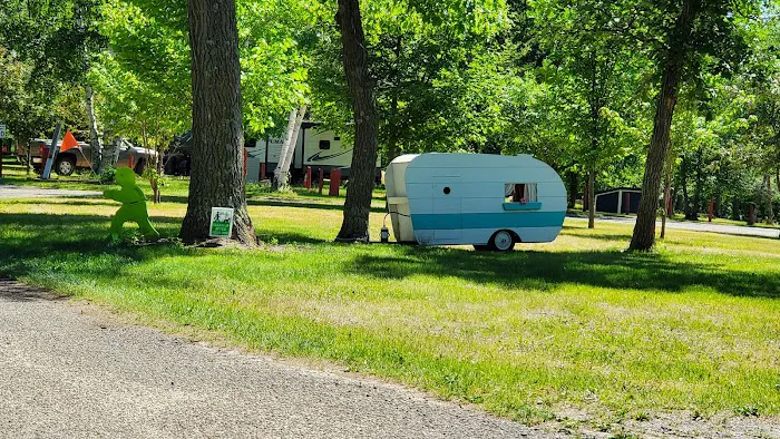 Dower Lake Recreation Area Campground Picture 10