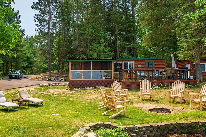 Pequot Lakes Cabin Picture 1