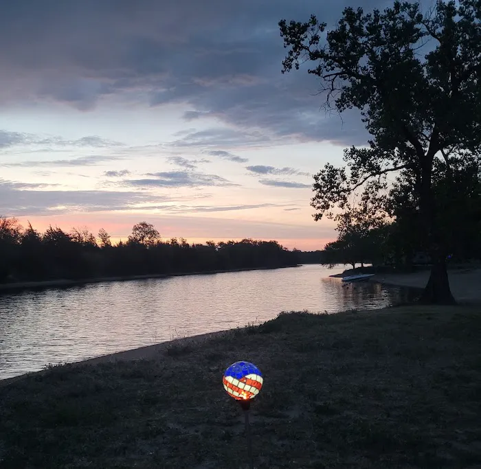 Victory Lake Campground Picture 8