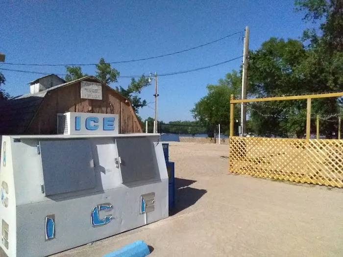 Victory Lake Campground Picture 1