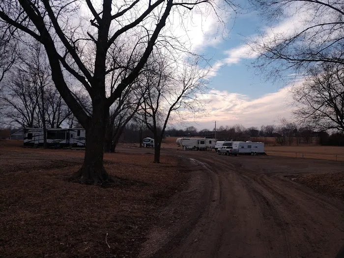 Meadow View Park Picture 6