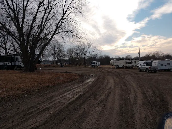 Meadow View Park Picture 5