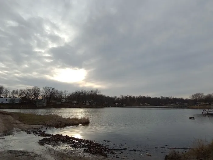 Hideaway Lake Picture 2