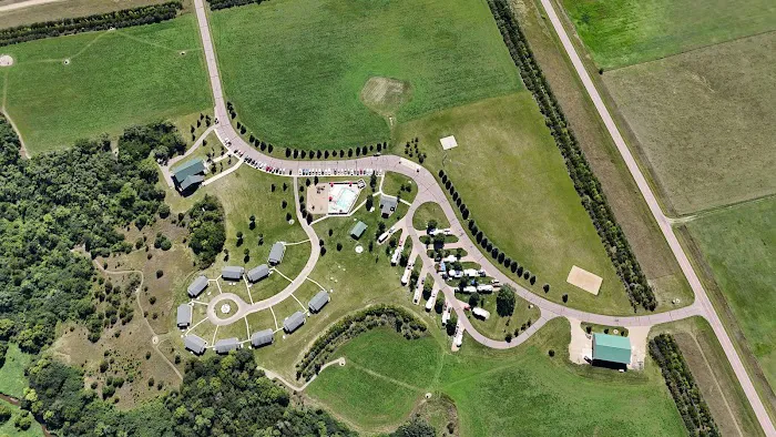 Broom Tree Youth & Family Camp Picture 1