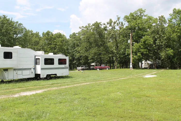 Loehr Campground and Resort Picture 3