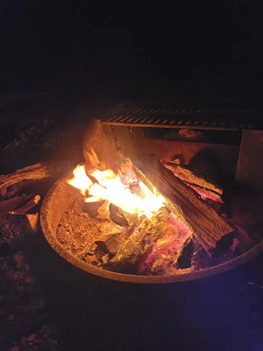 HAWKER POINT Picture 5