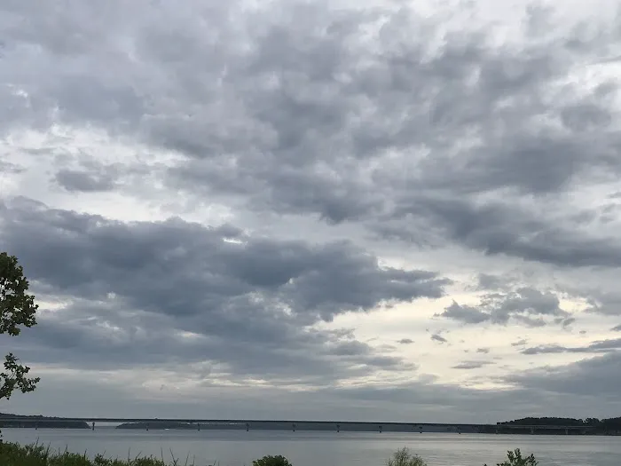 HAWKER POINT Picture 7