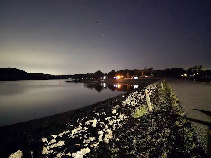 Dam Site Lake Campground Picture 3