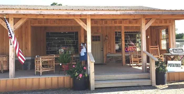 Marilyn's RV Park & Old Country Store Picture 8