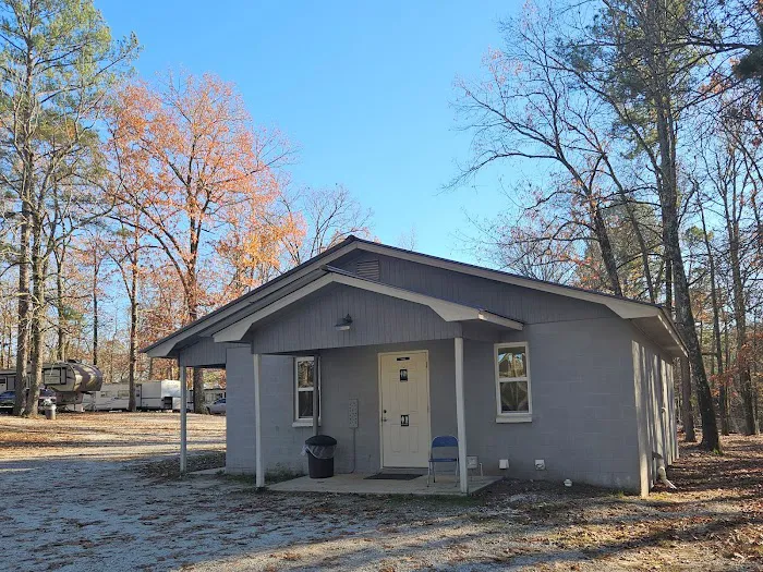 J B's RV Park & Campground Picture 4