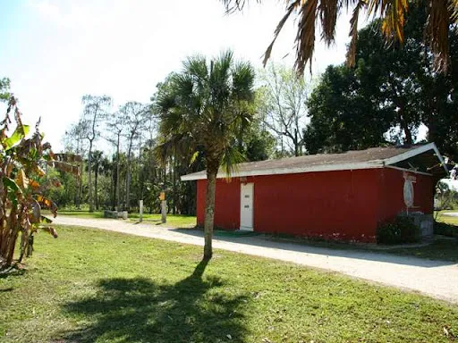 Trail Lakes Campground Picture 5