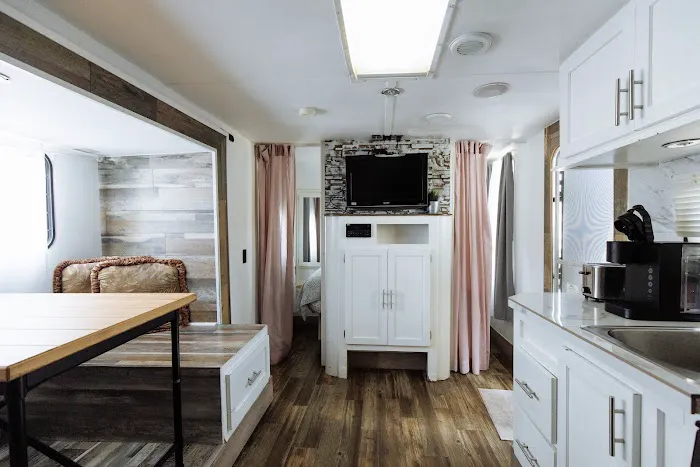 Social Distanсing Approved Nature Getaway! Picture 6