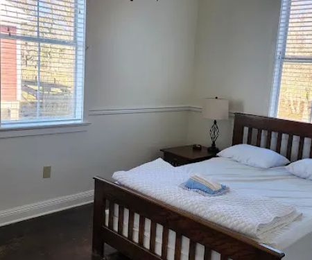 Fontainebleau Cabins