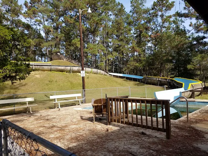 Land-O-Pines Family Campground Inc. Picture 10