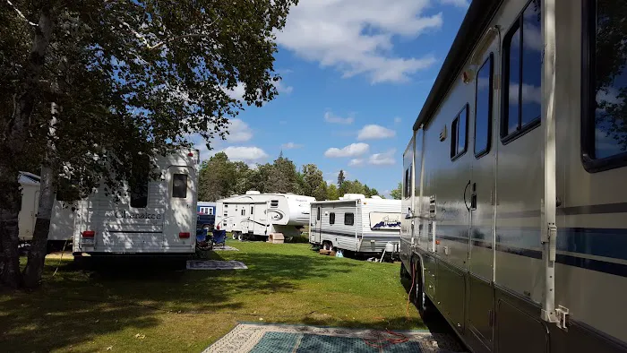 Longville Campground Picture 3