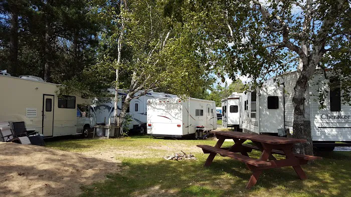 Longville Campground Picture 6