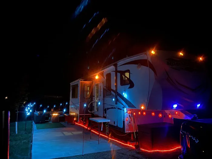 3 Sons RV Park Picture 4