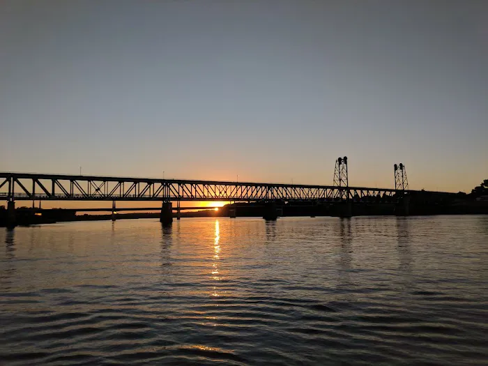 Meridian Bridge RV Resort Picture 2