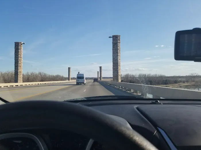 Meridian Bridge RV Resort Picture 4