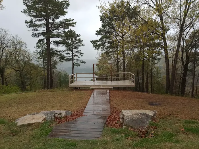 Beaver Lake Hide-A-Way Campground & glamping Picture 4