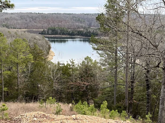 Beaver Lake Hide-A-Way Campground & glamping Picture 10