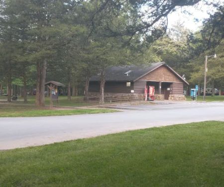 Devils Den Campground E